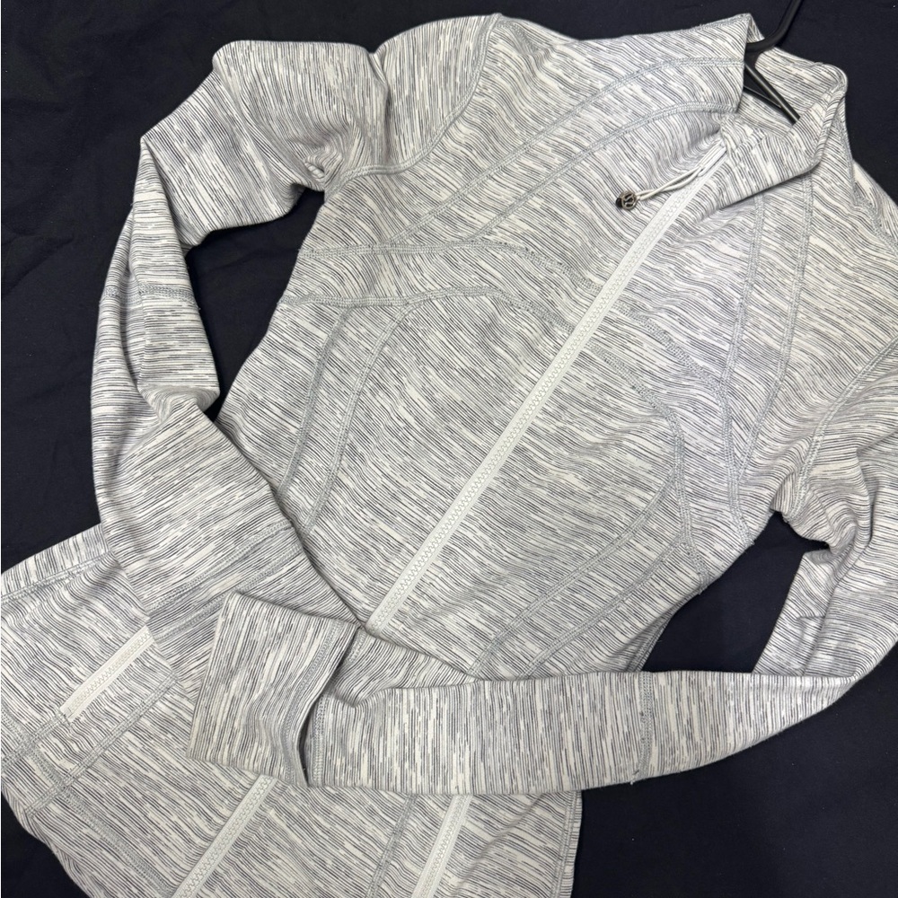 Lululemon Set - Jacket & leggings, Heather Grey